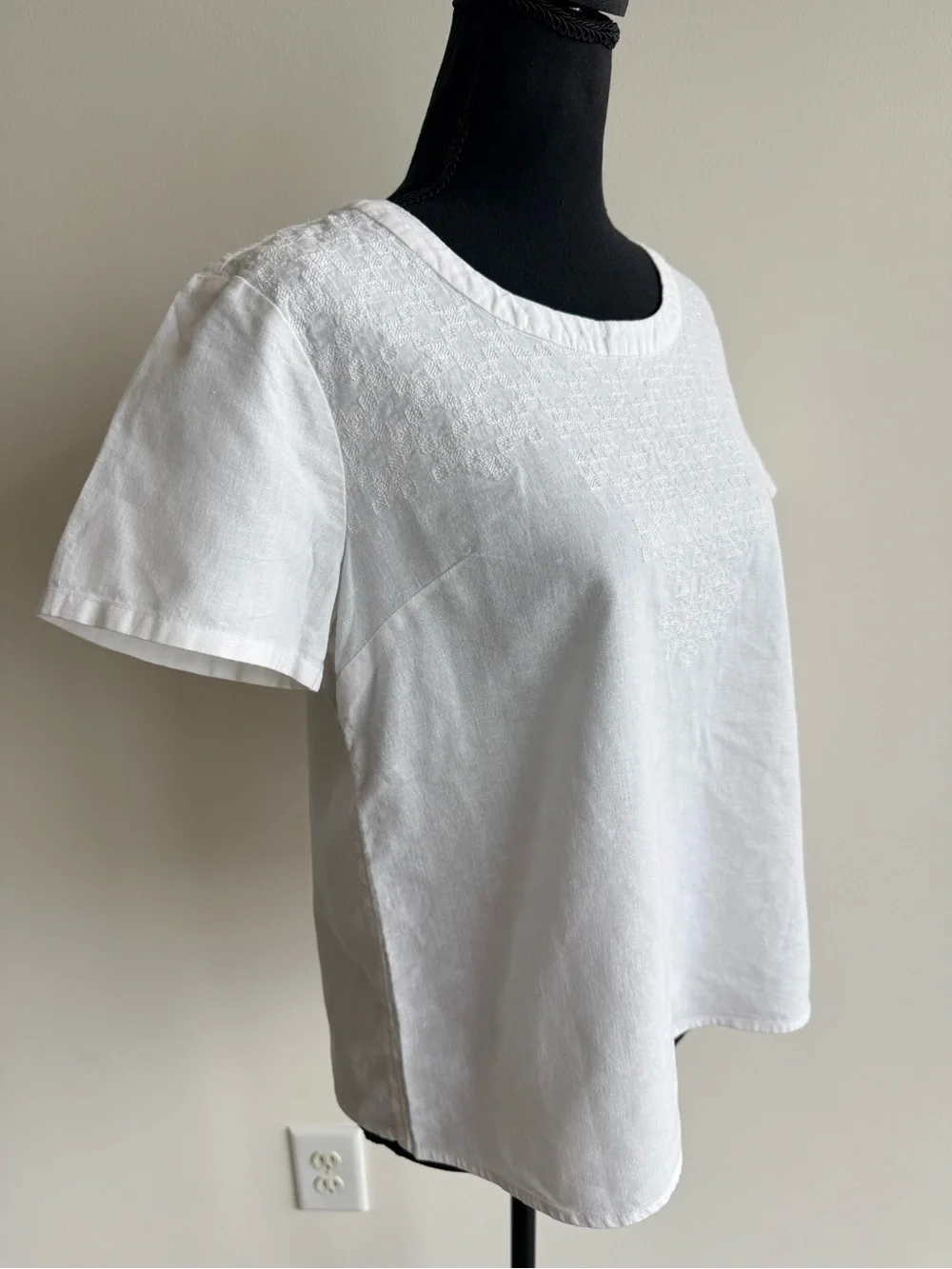 J. Crew White Short-Sleeve Embroidered Linen-Blend Top